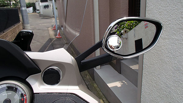 タンデマー確認用のサブミラーを両側に装着